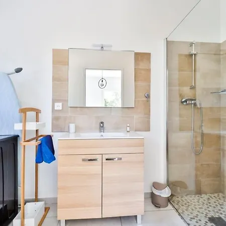 Mini Pascal Paoli Avec Piscine - Proche *